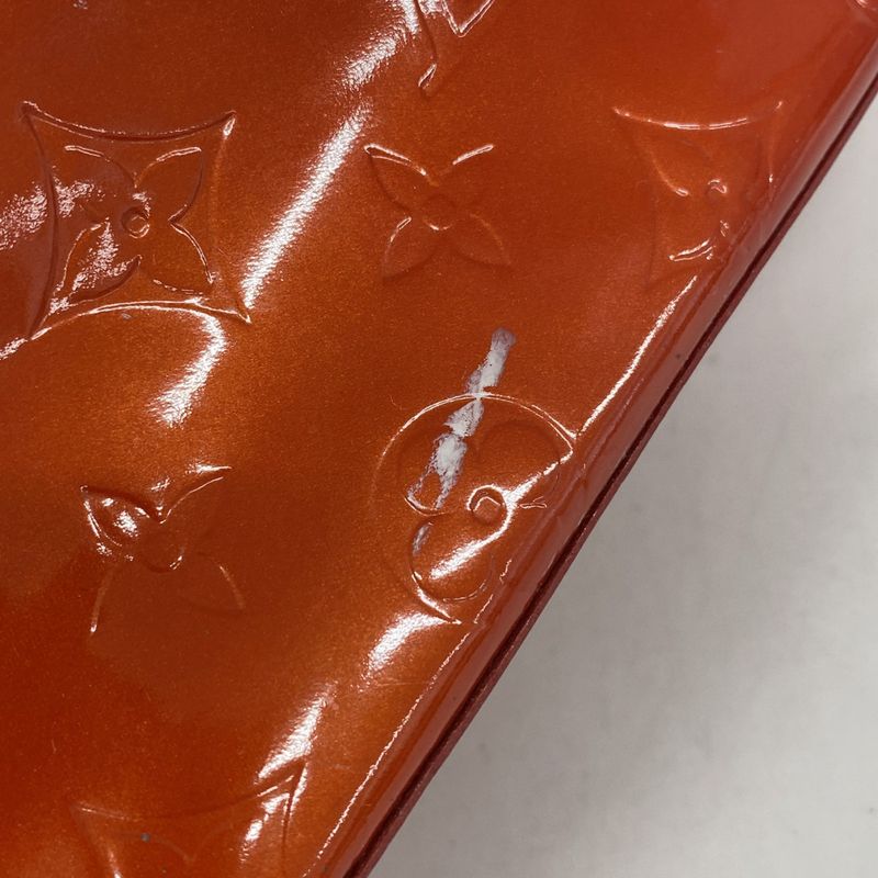 Louis Vuitton Tote Bag Vernis Lead MM M91086 Rouge Ladies