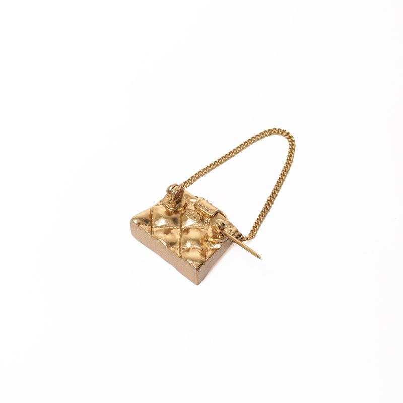 Chanel Brooch CC Logo Quilted
