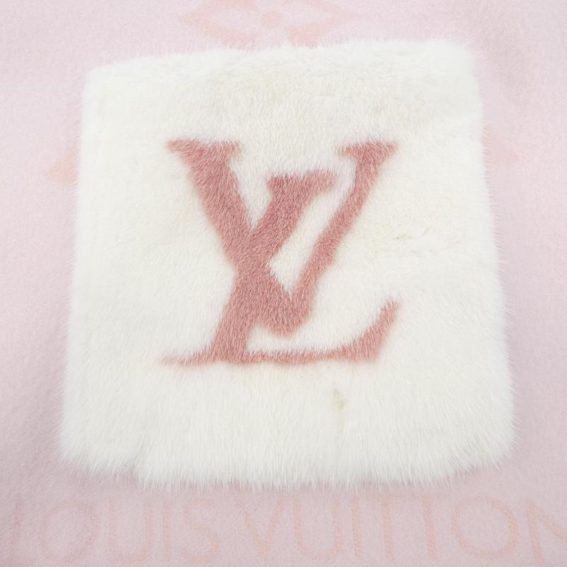 Louis Vuitton Cold Reykjavik M92569 Muffler