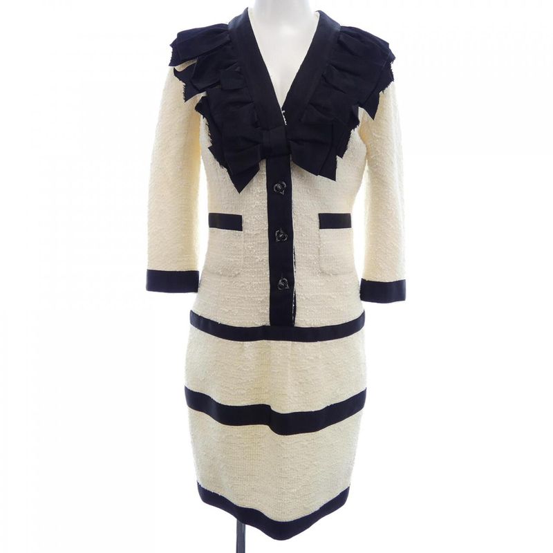 Chanel P34740v21179 09C Dress