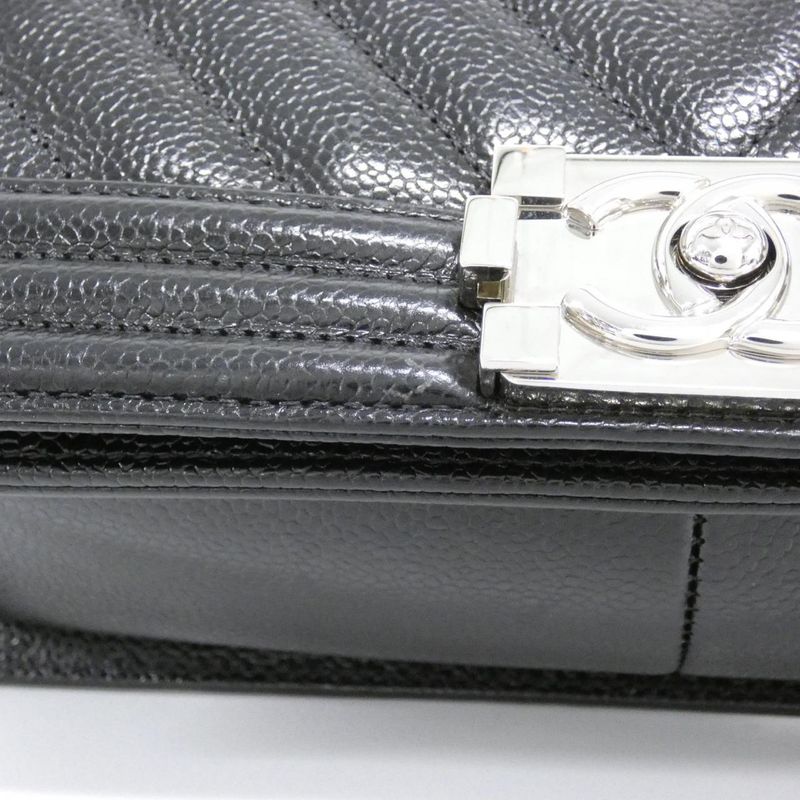 Chanel Boy Chanel Line 67086 Shoulder Bag