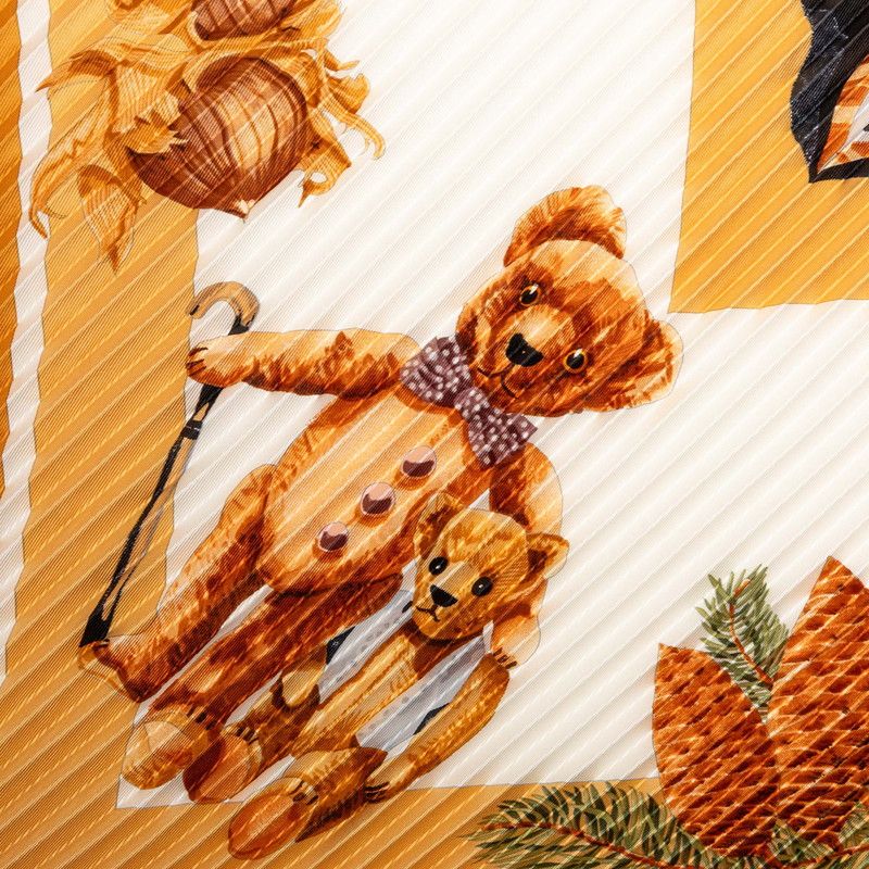 Hermes Pleated Carre Confidents des Coeurs Friends of the Heart Brown Multicolor