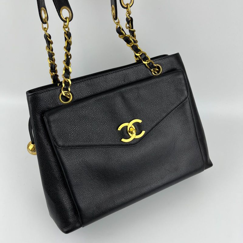 Chanel CC Logo Quilted Shoulder Bag Black Caviar Leather Edition Vintage