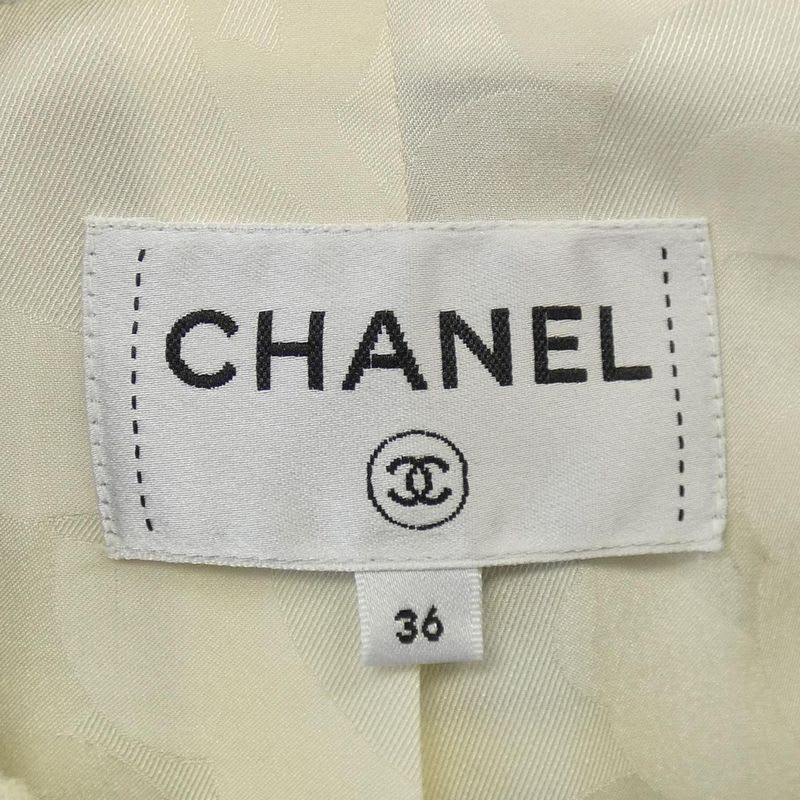Chanel Look 25 Jacket