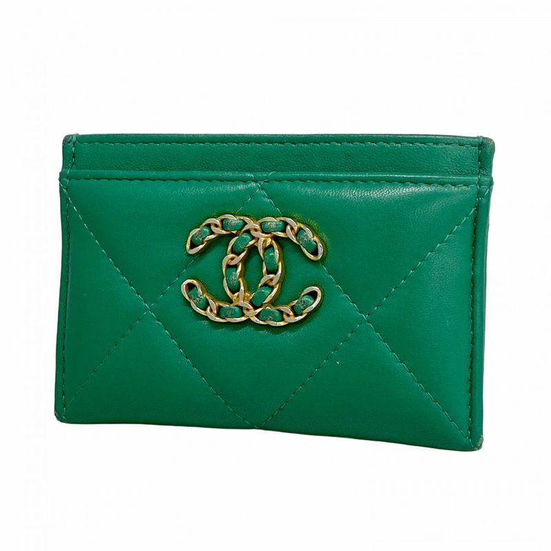 Chanel Card Case Chanel 19 Lambskin Green Gold Hardware Women's