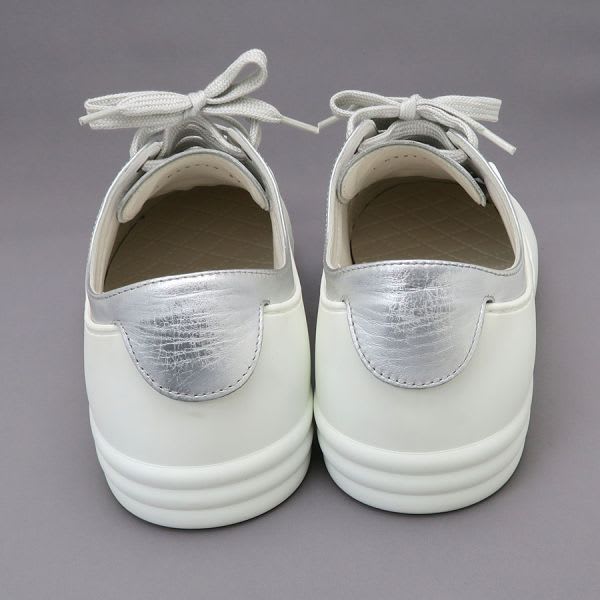 Chanel Sneakers Size 37