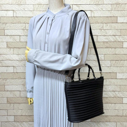 Gucci Bamboo Shoulder Bag Canvas 000/1705/0588 Black Women's Gucci Used Gucci