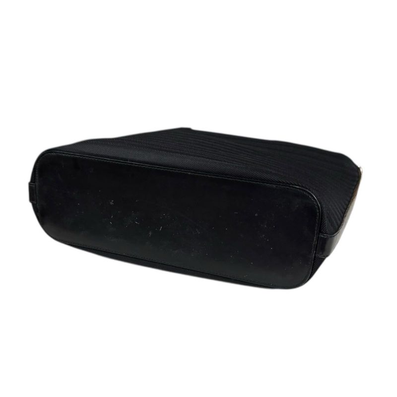 Gucci Bamboo Shoulder Bag Canvas 000/1705/0588 Black Women's Gucci Used Gucci