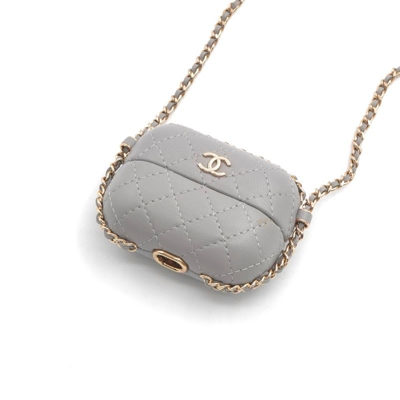 Chanel Airpods Case Charm Lambskin Coco Mark Quilted Chain Gray