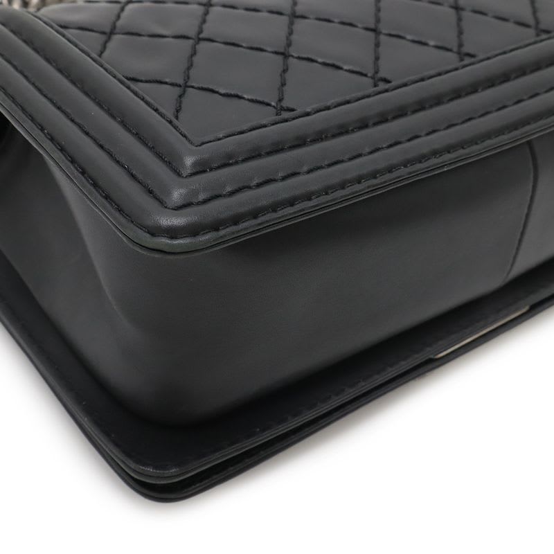 Chanel Chanel Boy 25 Wild Stitch Quilted Chain Shoulder Bag Soft