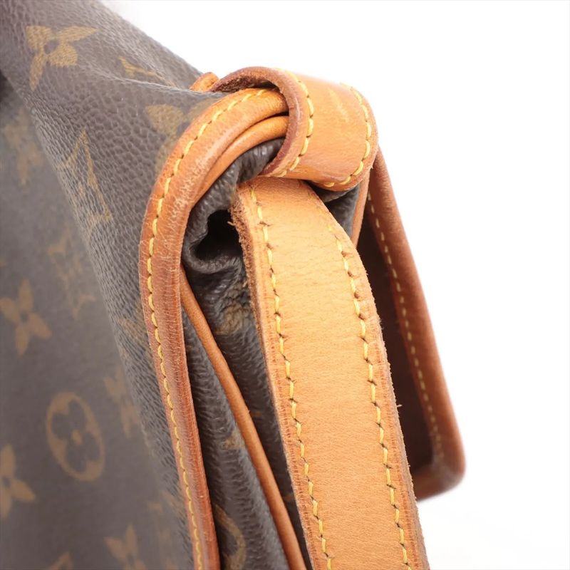Louis Vuitton Monogram Saumur 30 M42256 Leather Shoulder Bag Crossbody Messenger