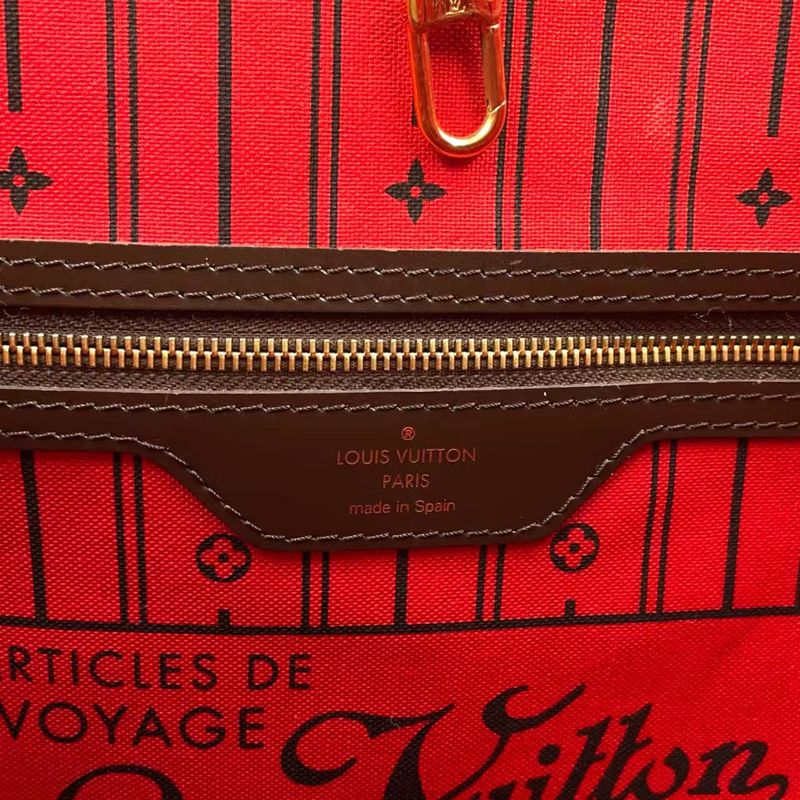 Louis Vuitton Neverfull MM Damier Ebene Damier Ebene Leather × PVC Brown × Red