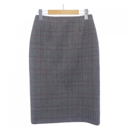 Prada Triangle Logo P189 ve S231 ljh Skirt