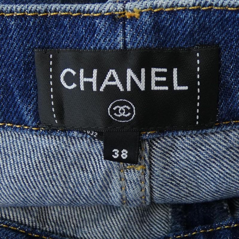 Chanel Look 36 Jeans