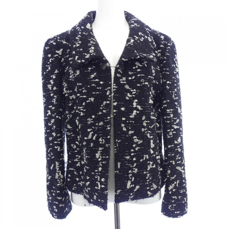 Vintage Chanel P20169v11530 02A Jacket