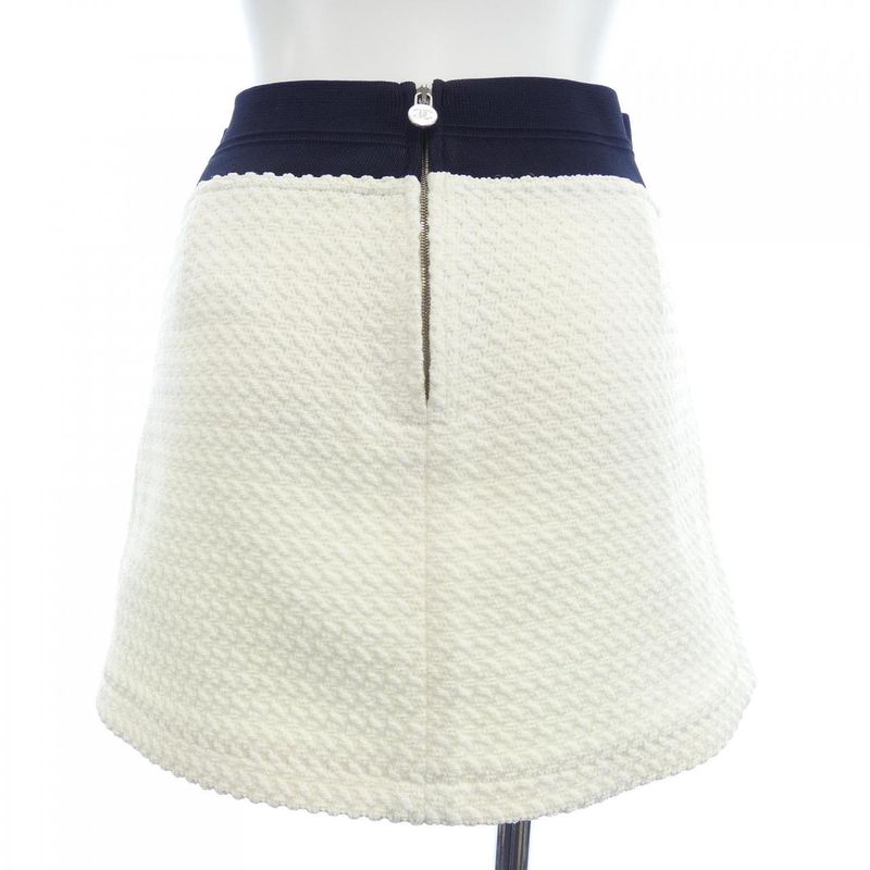 Chanel P53733v40182 Skirt