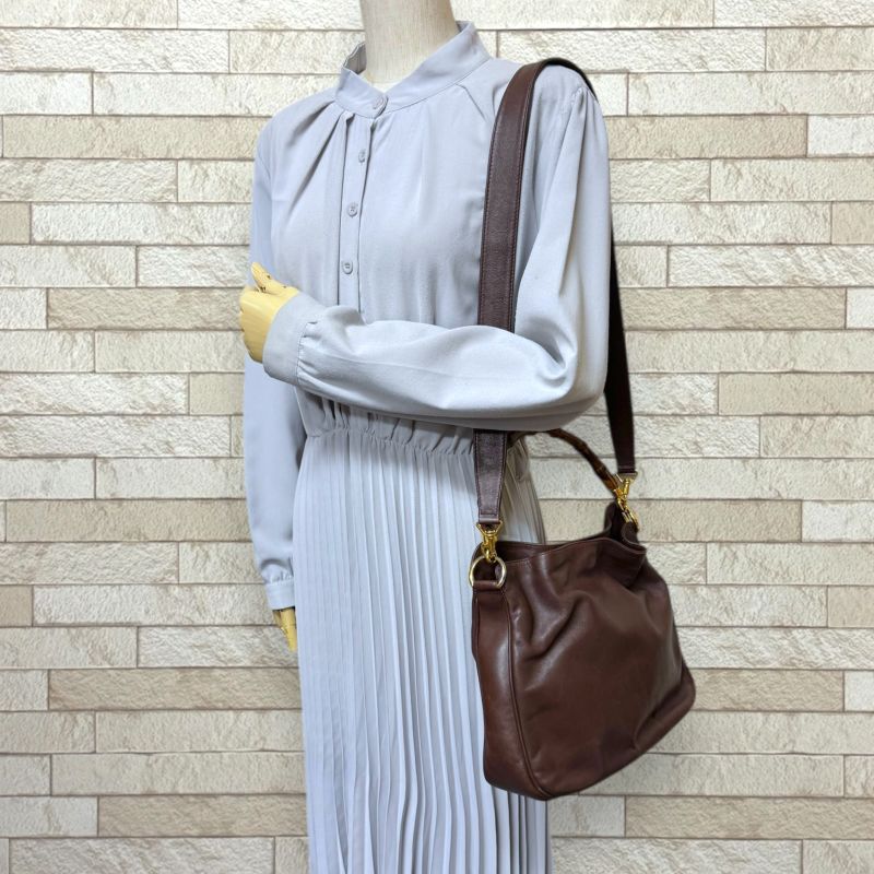 Gucci Bamboo Shoulder Bag Leather 001/1705/1638 Brown Women's Gucci Used Gucci