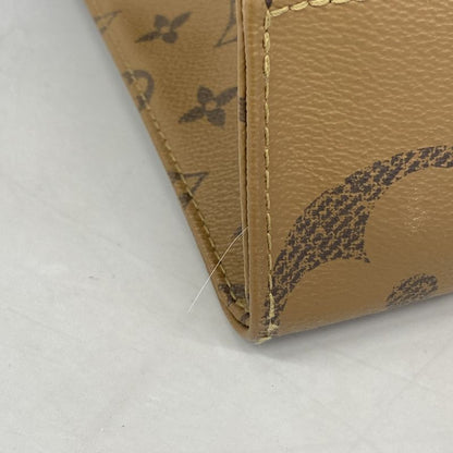 Louis Vuitton Tote Bag Monogram Giant Reverse On The Go MM M45321 Brown 2way