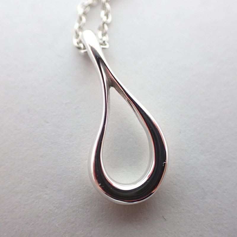 Tiffany & Co 925 Open Teardrop Pendant J123-7