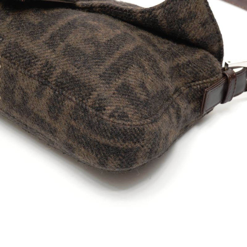 Fendi Shoulder Bag Wool Knit Mamma Bucket