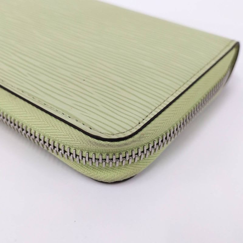 Louis Vuitton Zippy Wallet Long Vert Note Epi