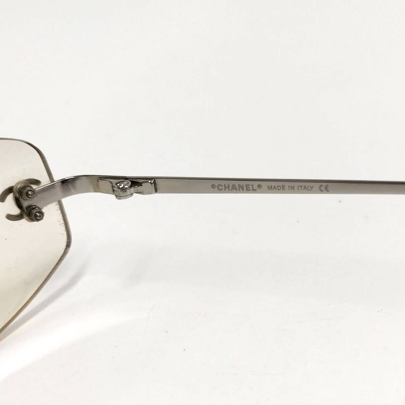 Chanel Sunglasses Eyewear Heremark 4002