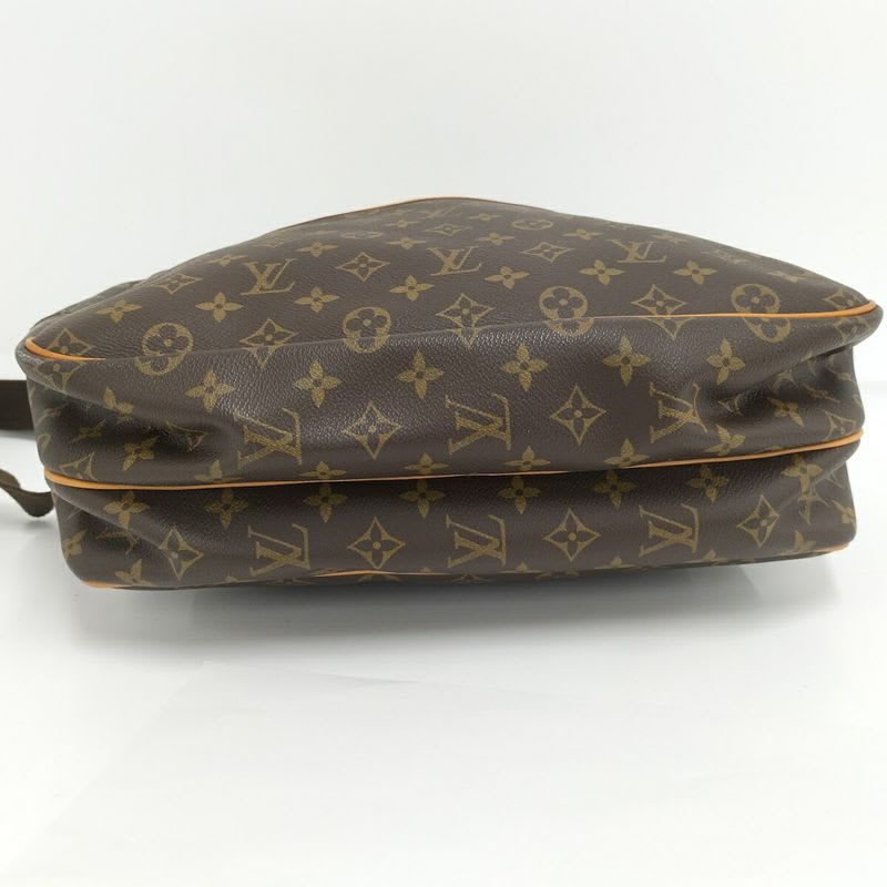 Louis Vuitton Reporter GM Shoulder Bag Monogram