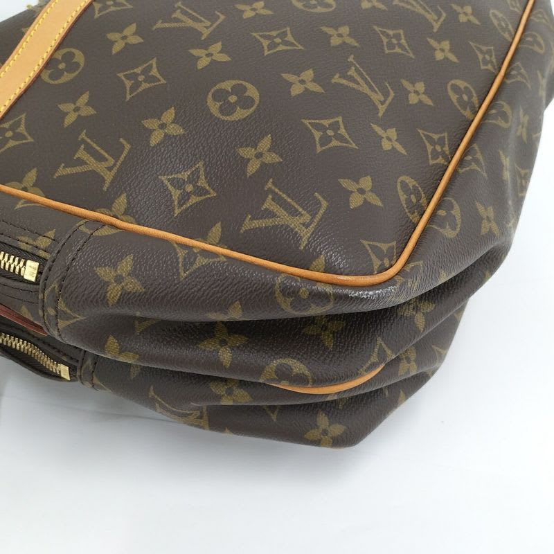 Louis Vuitton Reporter GM Shoulder Bag Monogram