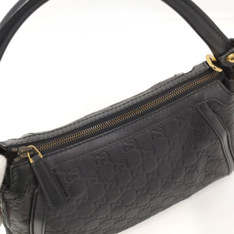 Gucci Guccissima Scarlet Shoulder Bag Leather Black