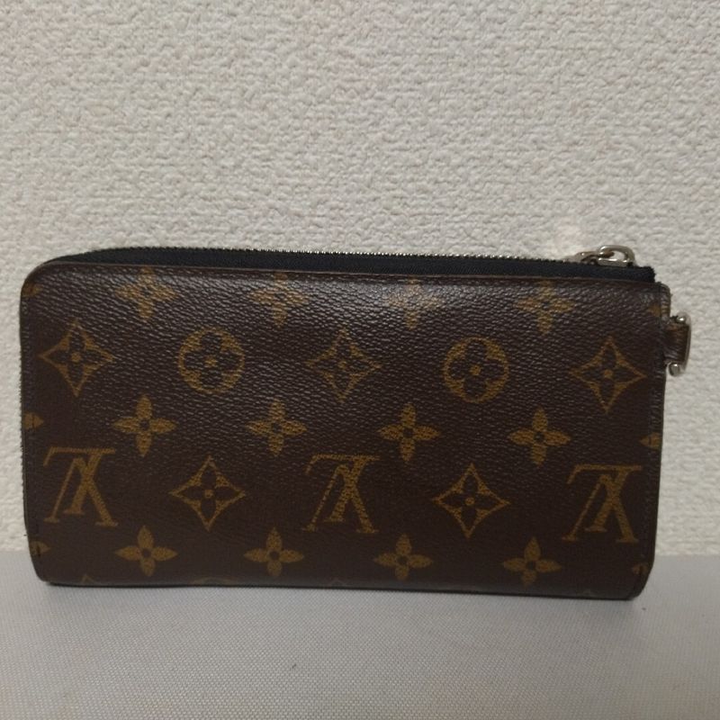 Louis Vuitton Zippy Dragonne Monogram Zip Around Wallet