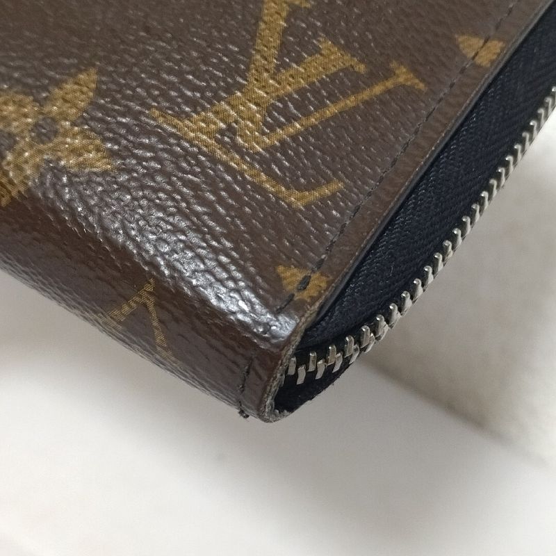 Louis Vuitton Zippy Dragonne Monogram Zip Around Wallet
