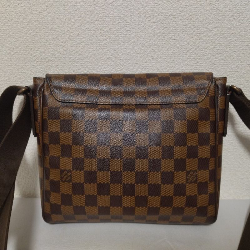 Louis Vuitton District PM Damier Shoulder Bag