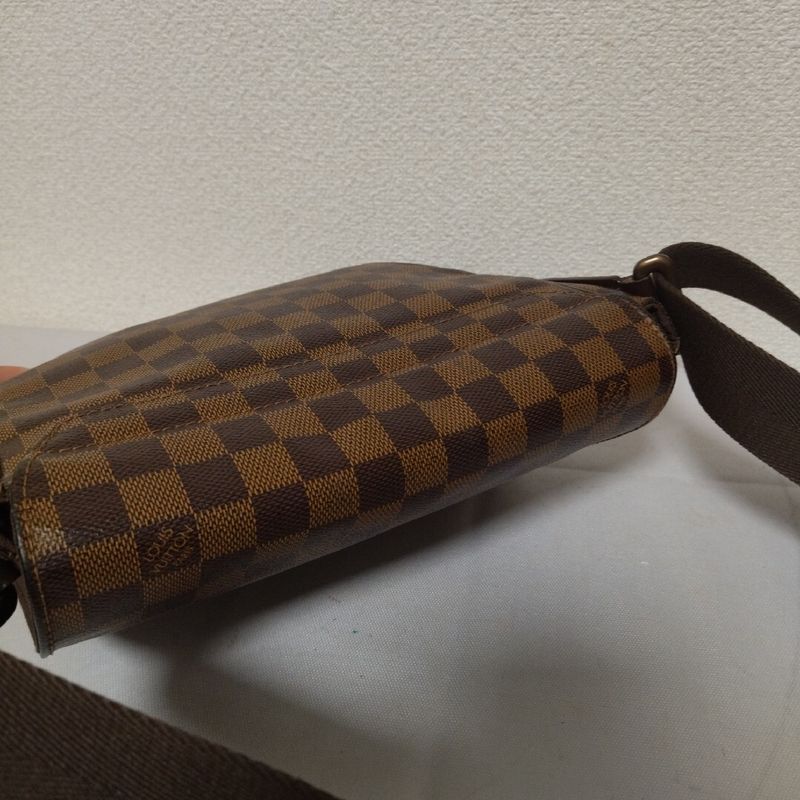 Louis Vuitton District PM Damier Shoulder Bag