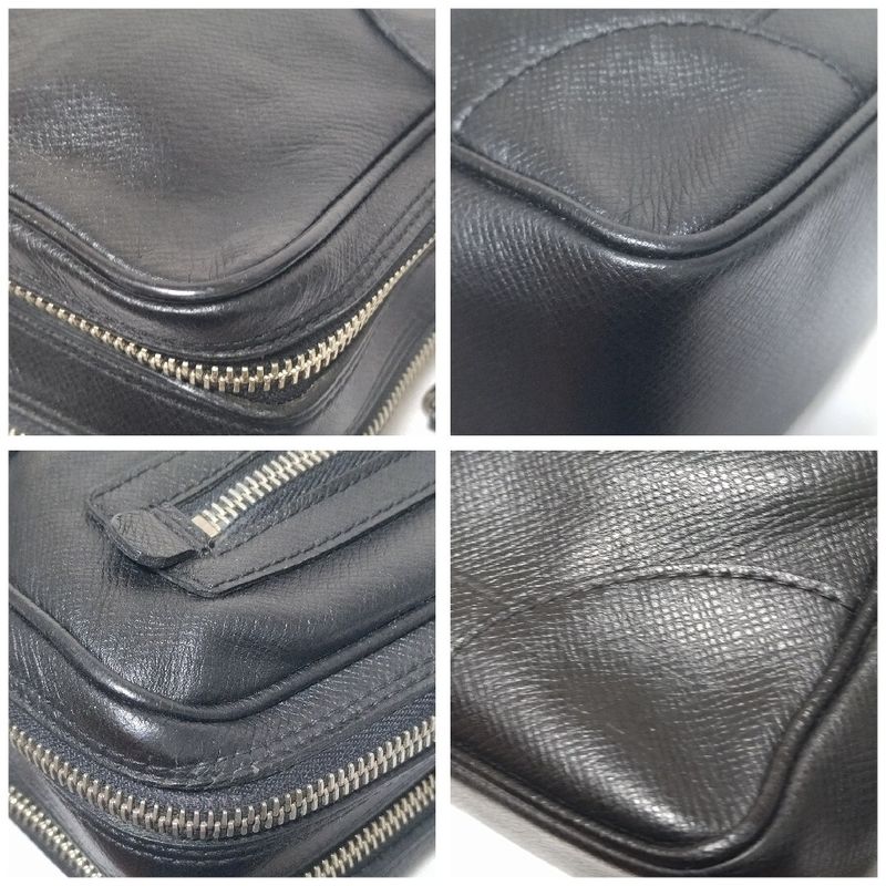 Louis Vuitton Pavel Taiga Ardoise Clutch