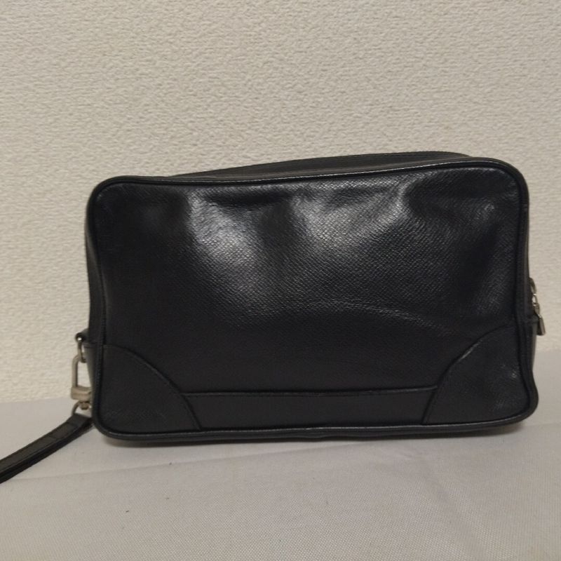 Louis Vuitton Pavel Taiga Ardoise Clutch