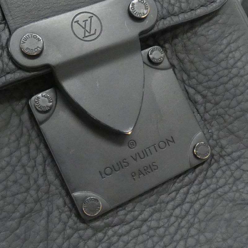 Louis Vuitton Taurillon Monogram S Rock Vertical Wearable Wallet