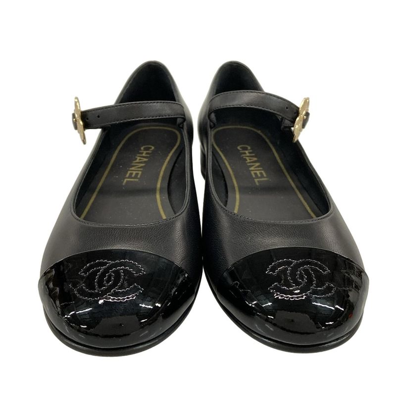 Chanel Shoes 35 1 2C Women's - G39582 Black X Gold Flower Leather