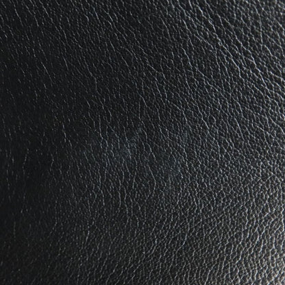 Louis Vuitton M52817 Cabas ・voyage Tote Bag Taurillon Leather Women's