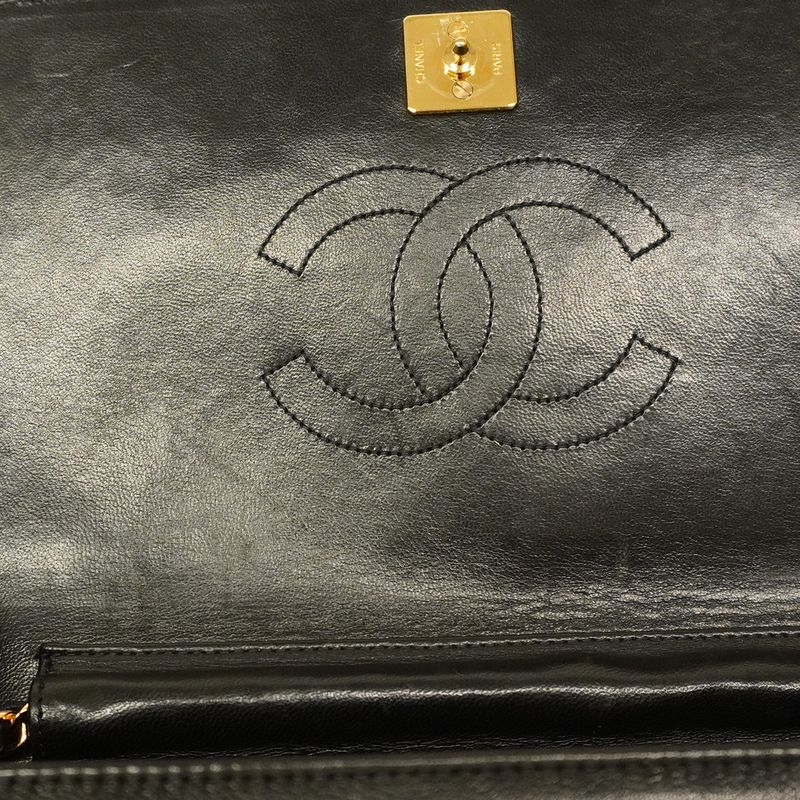 Chanel Shoulder Bag Matelasse Lambskin Black Gold Hardware Women
