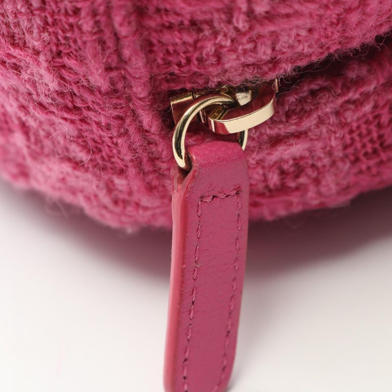 Chanel Shoulder Bag Chanel 19 Matelasse Fuchsia Pink Fabric Matelasse Round