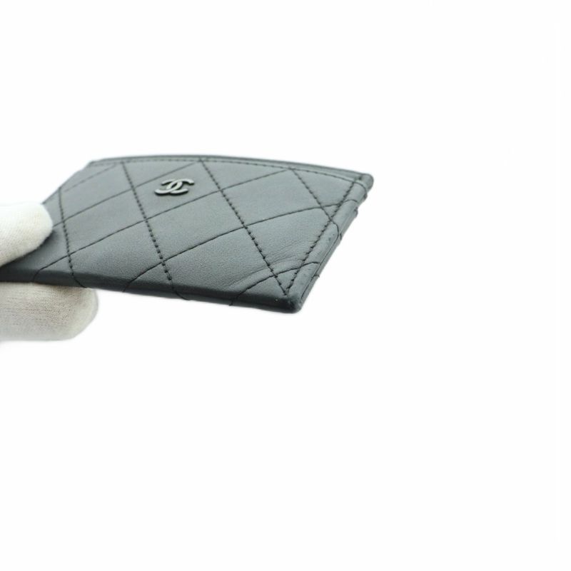 Chanel Matelasse Classic Card Case Black SS • OS