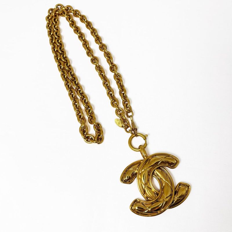 Chanel Necklace CC Logo Chain Quilted Vintage