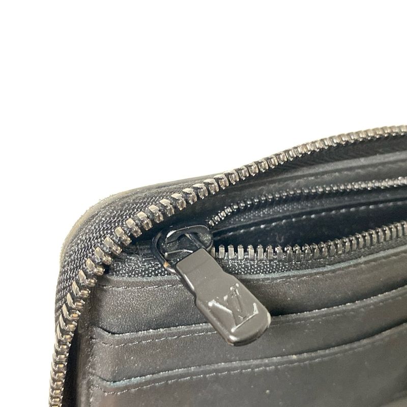 Louis Vuitton Long Wallet Monogram ・shadow Zippy Wallet Vertical M62902