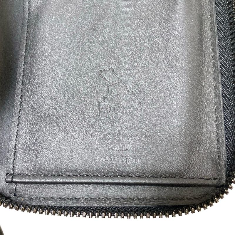 Louis Vuitton Long Wallet Monogram ・shadow Zippy Wallet Vertical M62902