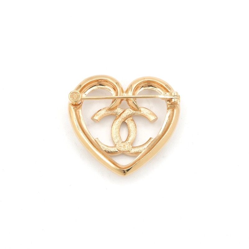 Chanel Brooch Corsage Gold Heart Here Mark Rhinestone