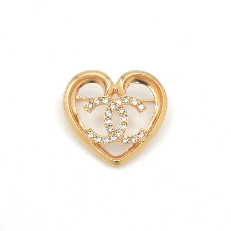 Chanel Brooch Corsage Gold Heart Here Mark Rhinestone