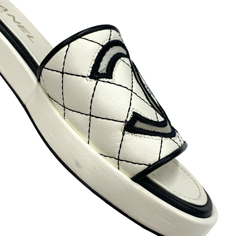 Chanel Sandals Shoes Lambskin White Black White Coco Mark Quilted Mules