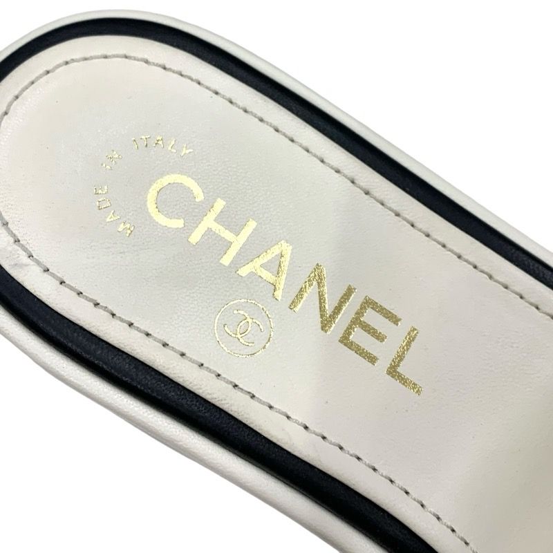 Chanel Sandals Shoes Lambskin White Black White Coco Mark Quilted Mules
