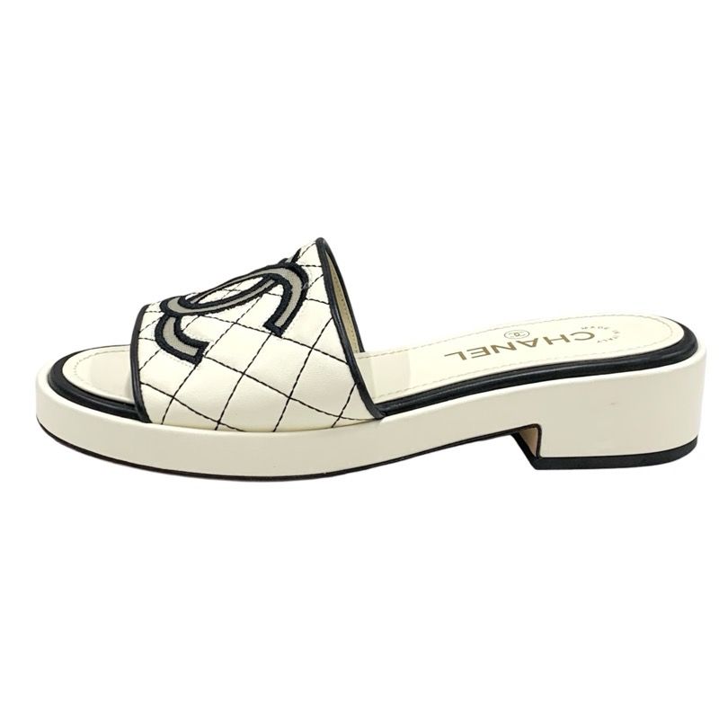 Chanel Sandals Shoes Lambskin White Black White Coco Mark Quilted Mules