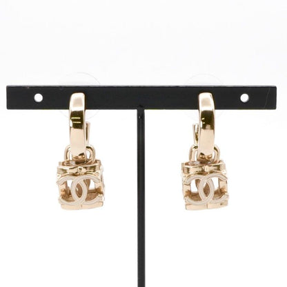 Chanel Earrings Chien Pangold White Cocomark Cube